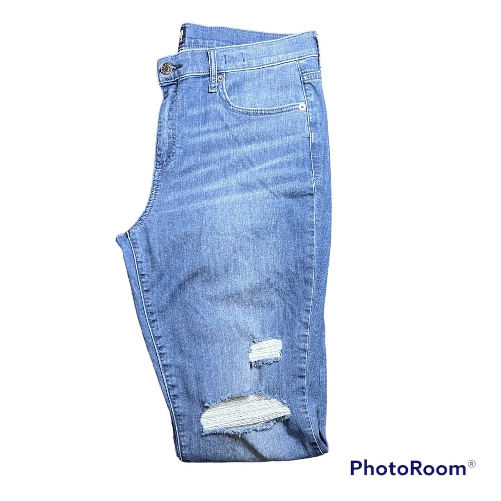 GAP True Skinny Destructed Jeans